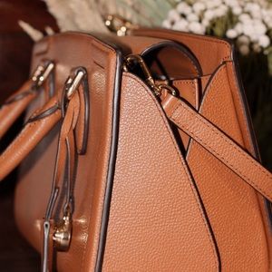 Medium Zoe Michael Kors satchel - luggage